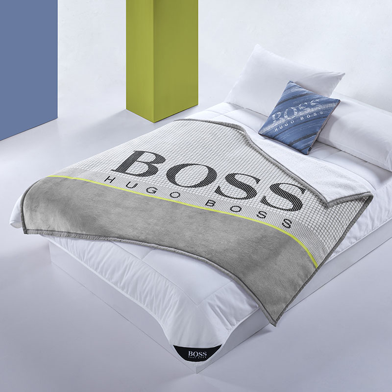 HUGO BOSS LOGO格纹羊羔绒毯 HBMT-020